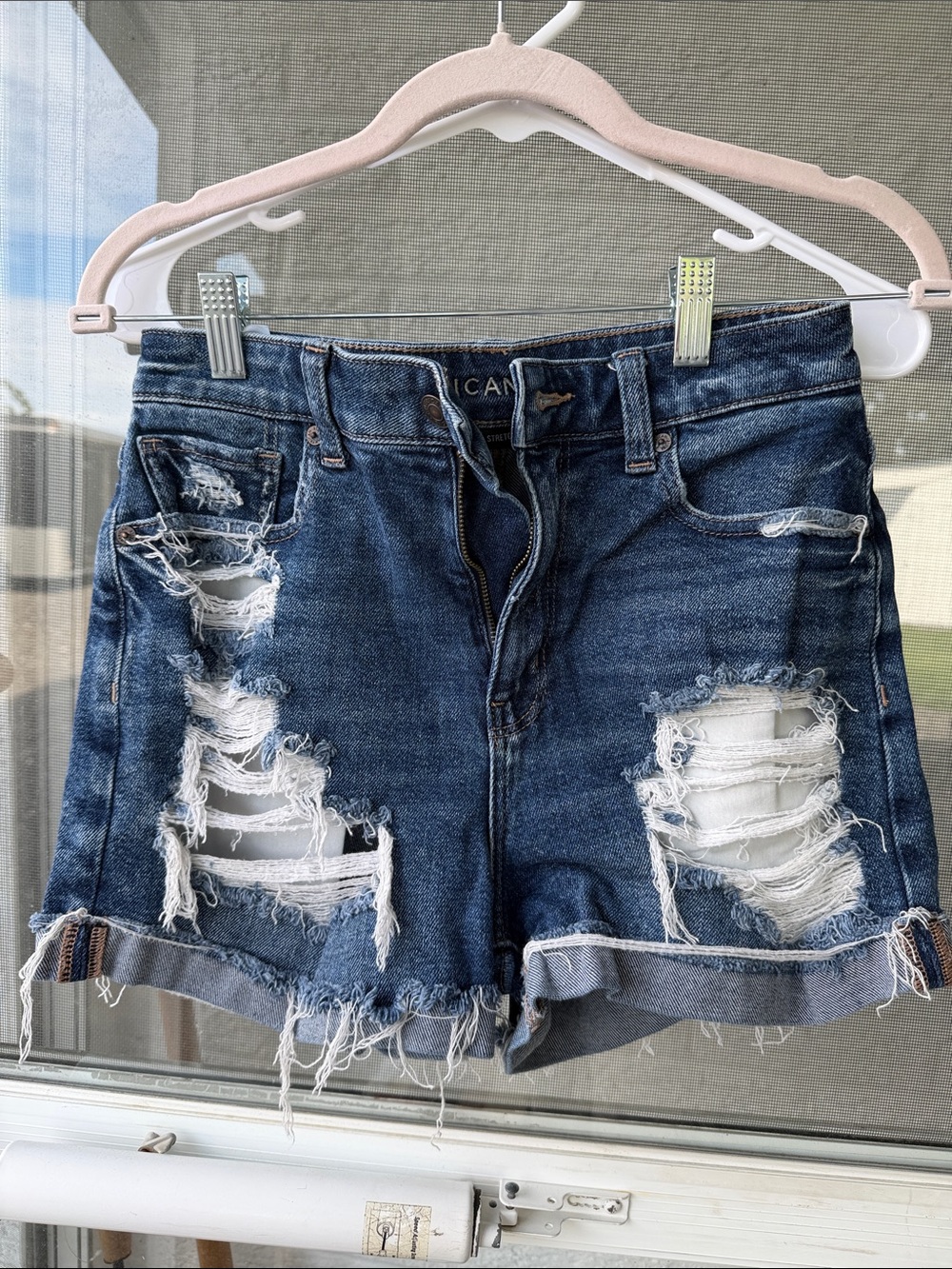 AE Distressed Dark Wash Denim Shorts - Women